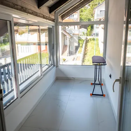 Sunny Corner Apartment