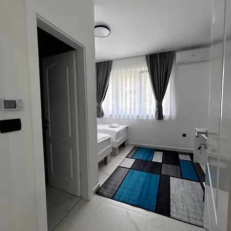 Sunny Corner * Visoko