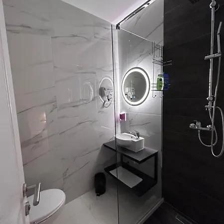 Sunny Corner * Visoko